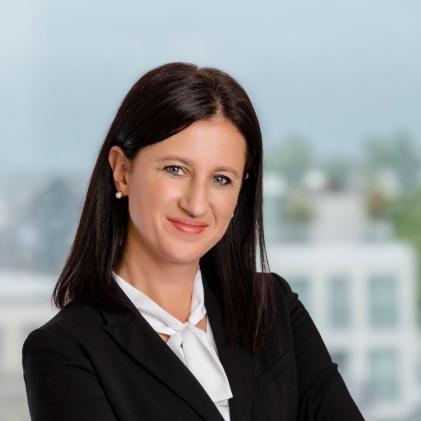 Olga Jakubovskaja headshot